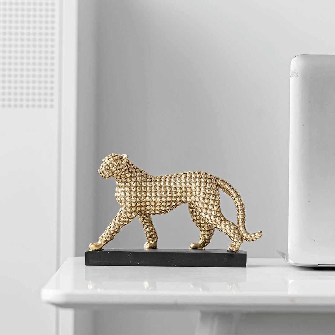 Golden Leopard Statue product thumbnail 6