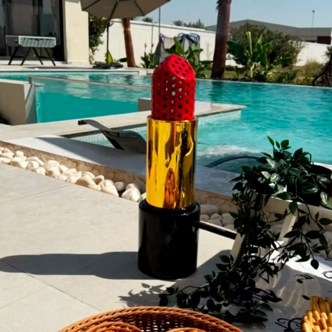 أرجيلة على شكل أحمر شفاه - 1