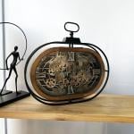 ساعة حائط تروس معدنية بتصميم خريطة العالم - 1