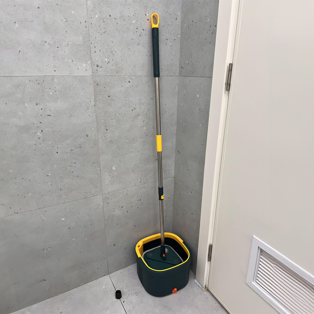 Spin Mop And Bucket Set product thumbnail 18