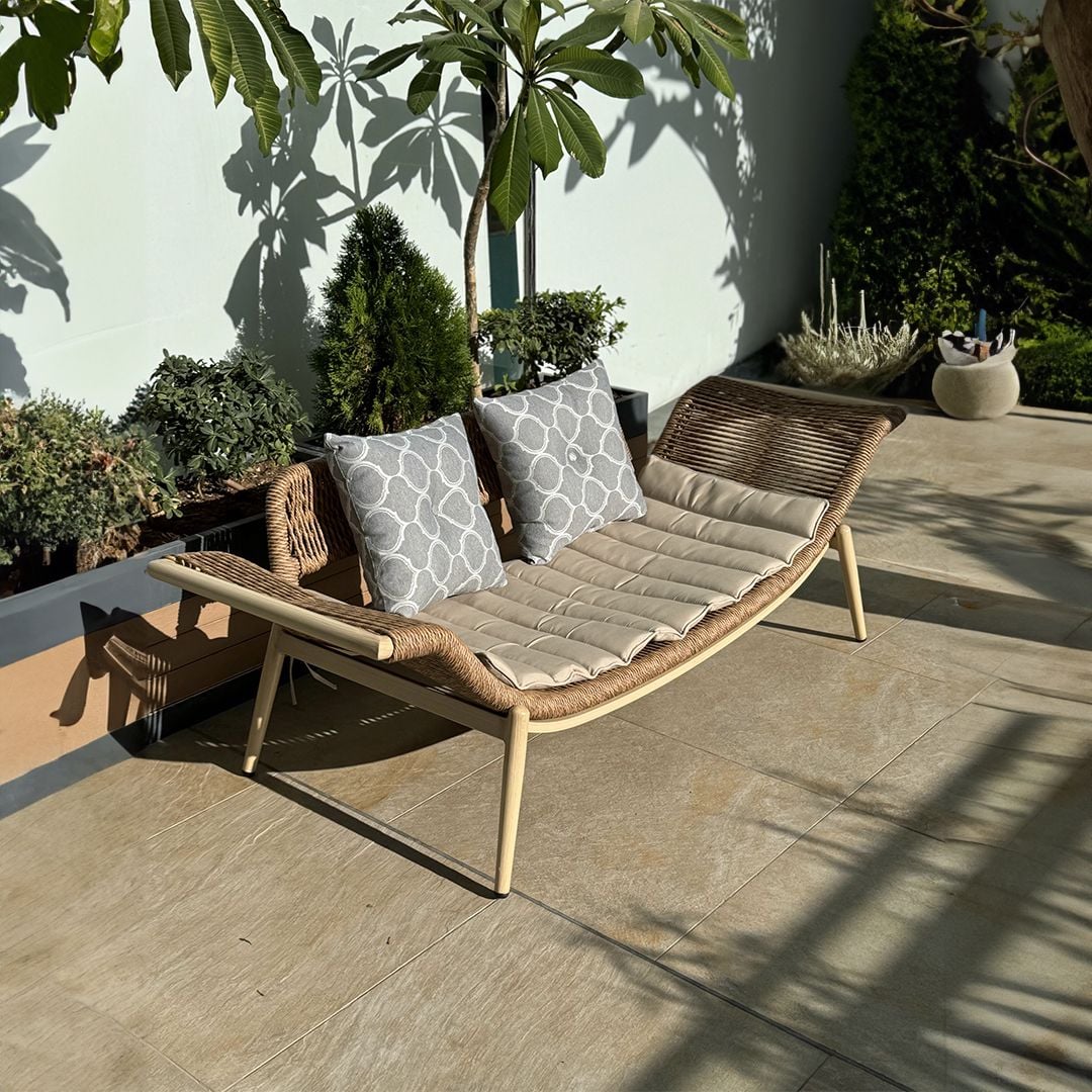 Antique Design Rattan Chair