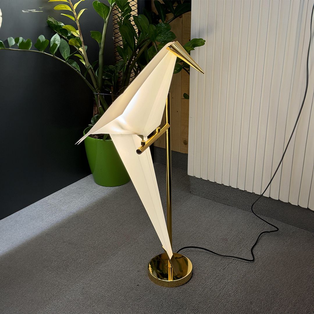 Origami Lamp In The Shape Of A Bird product thumbnail 2
