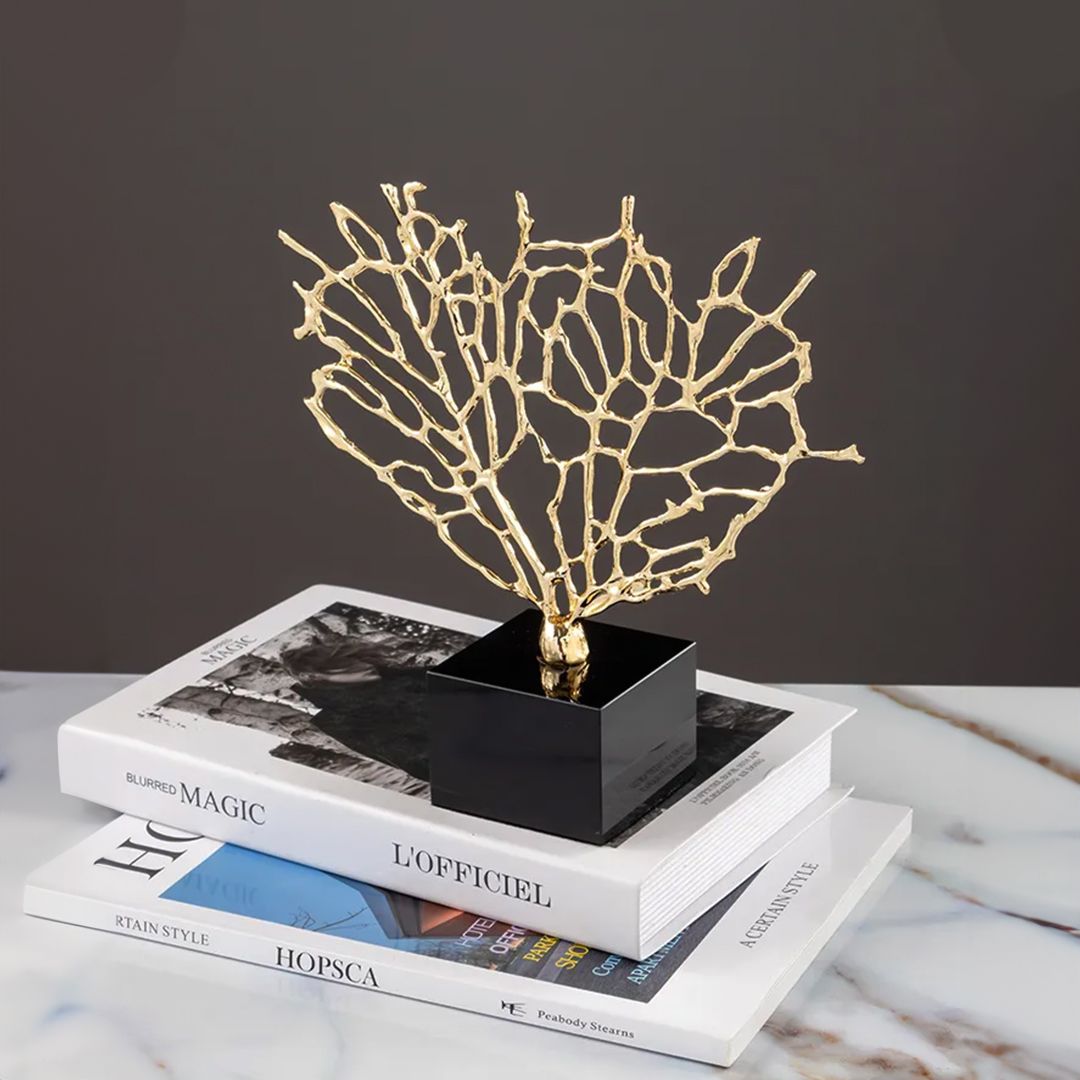 Cora Shaped Crystal Décor product thumbnail 6
