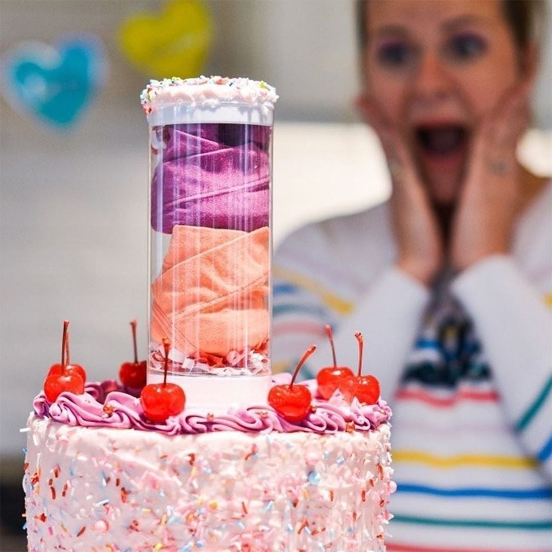 Surprise Cake Popping Stand - 2