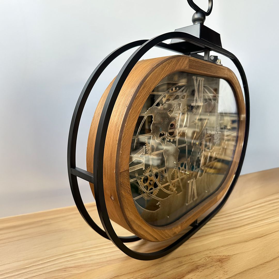 ساعة حائط تروس معدنية بتصميم خريطة العالم - 5