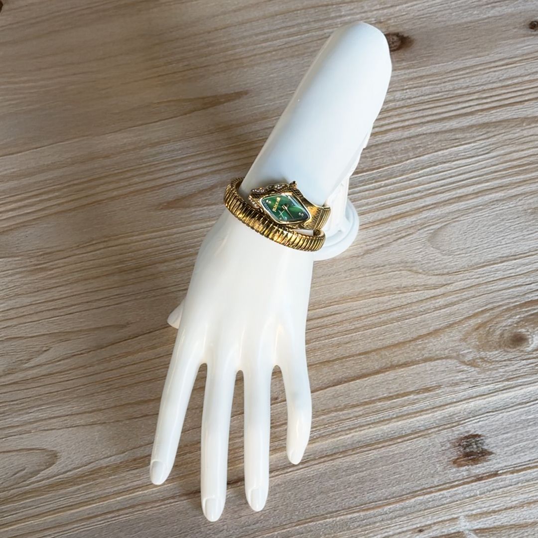 Jewelry Display Statues - 14