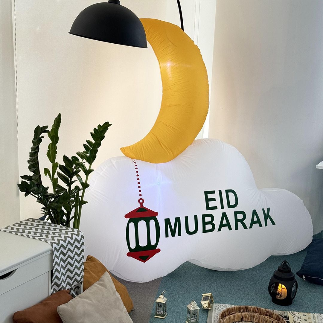 مُجسم الهلال مع غيمة - 1