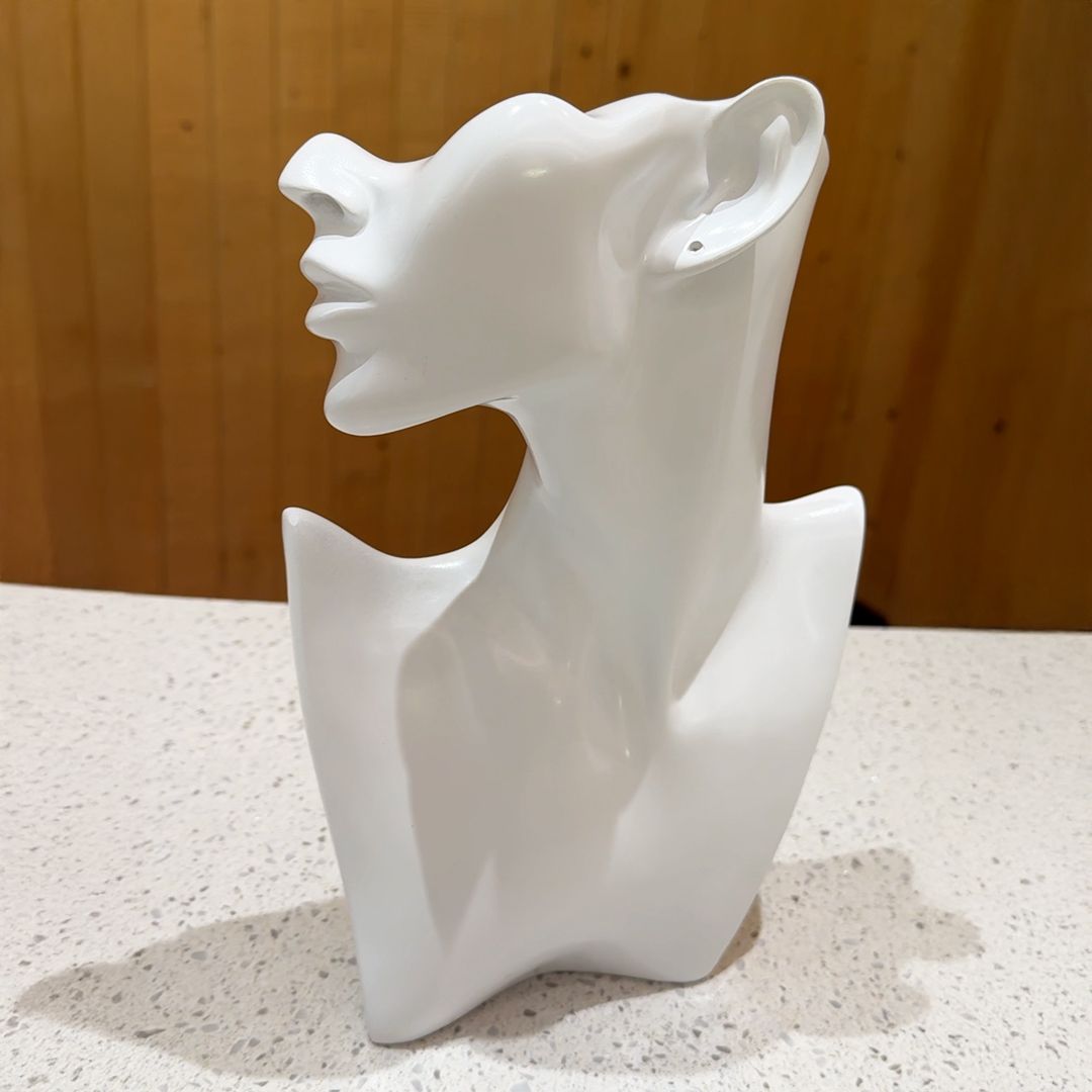 Jewelry Display Statues - 10
