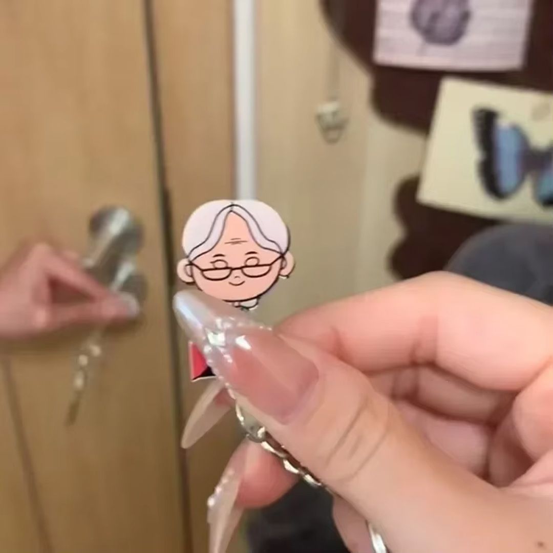 Up Movie Characters Keychain Holder product thumbnail 3