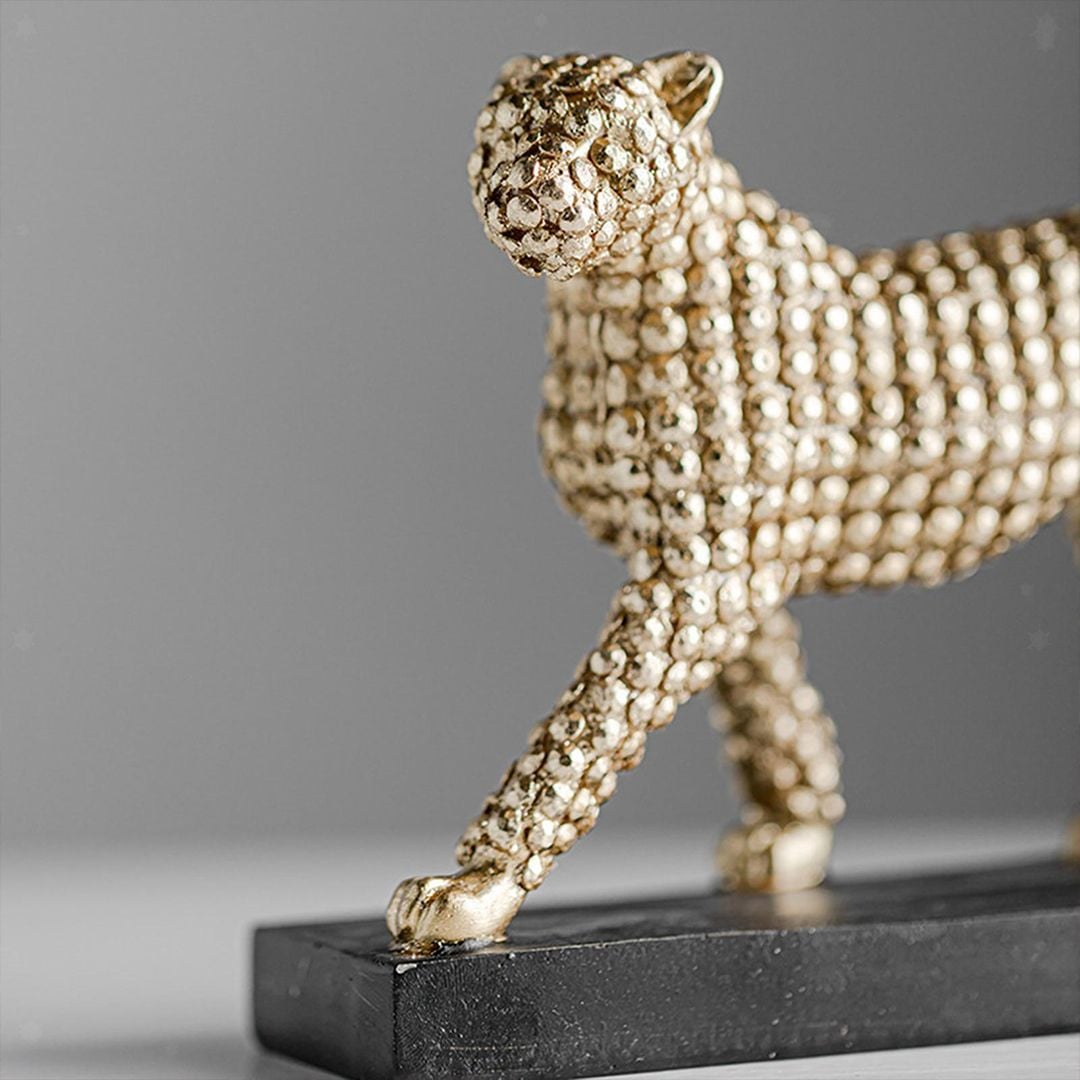 Golden Leopard Statue product thumbnail 7