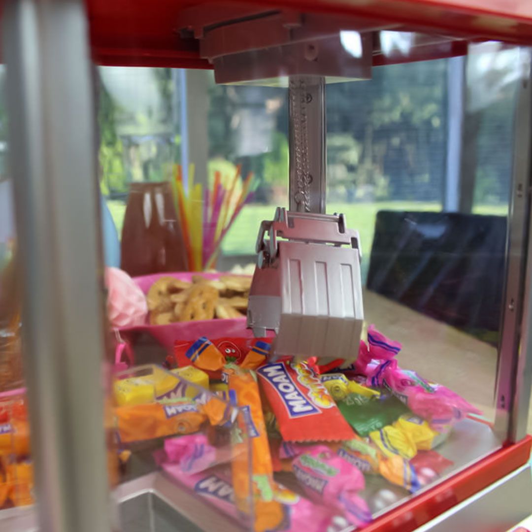 Candy Grabber product thumbnail 12