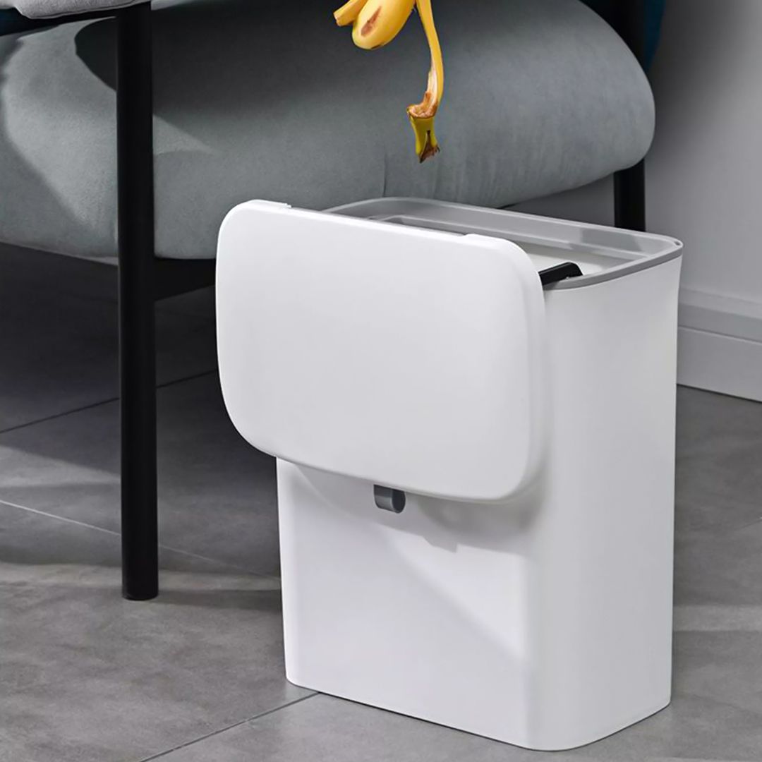 Kitchen Hanging Trash Bin product thumbnail 3