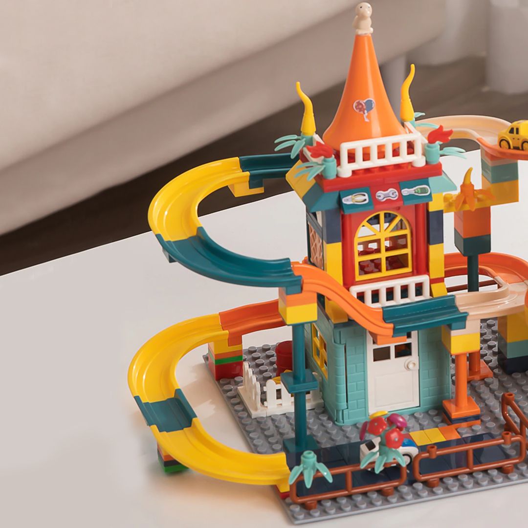 Castle Building Toy product thumbnail 3