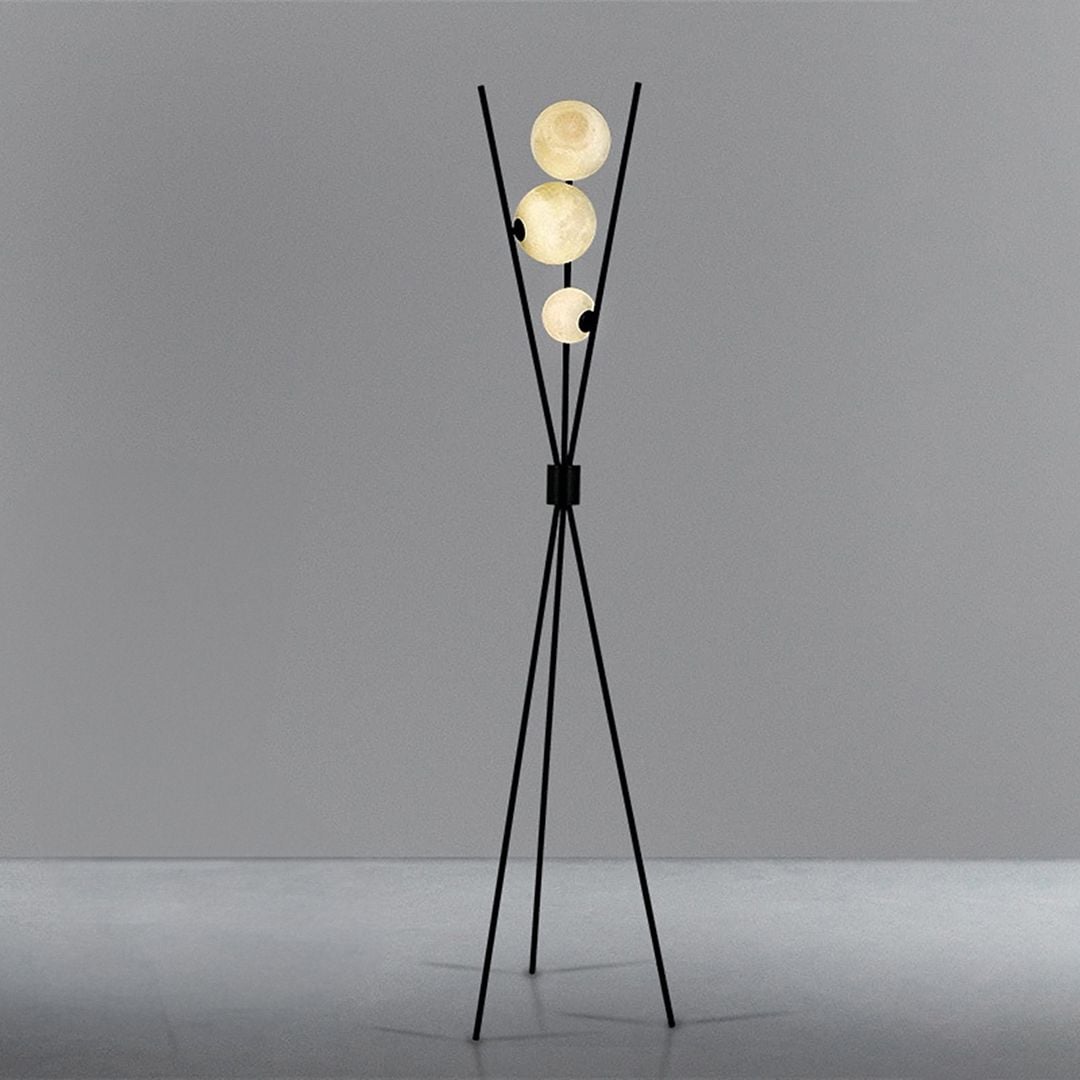 3D Design Tripod Lamp product thumbnail 8