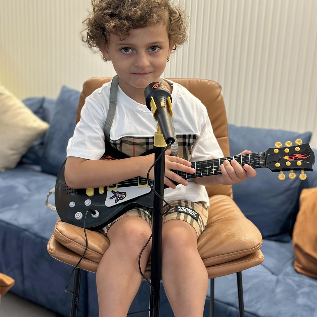 Guitar and Karaoke Microphone for Kids product thumbnail 16