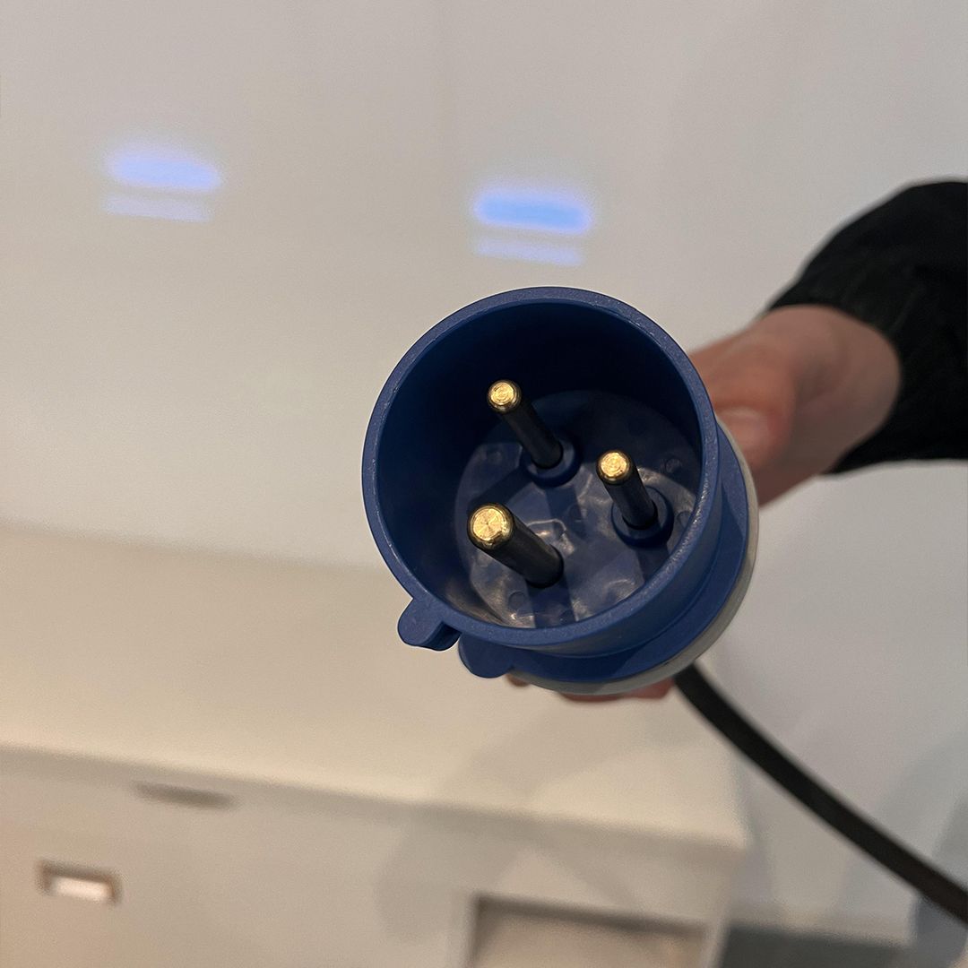 Volt Portable EV charger GB/T product thumbnail 9