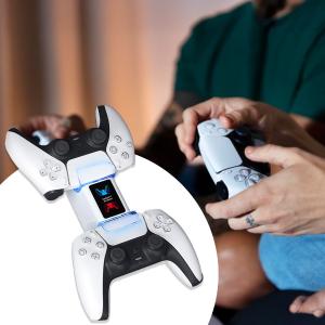 قاعدة شحن ثنائية لأيدي تحكم PS5