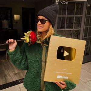 درع اليوتيوب الذهبي - 3