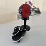 ستاند ملاكمة لسطح المكتب - 15