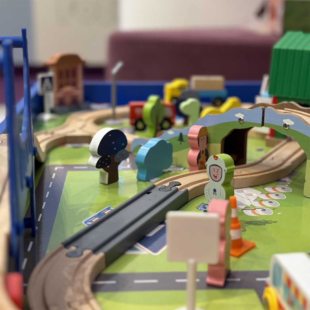Train & Transportation Game For Kids With A table product thumbnail 7