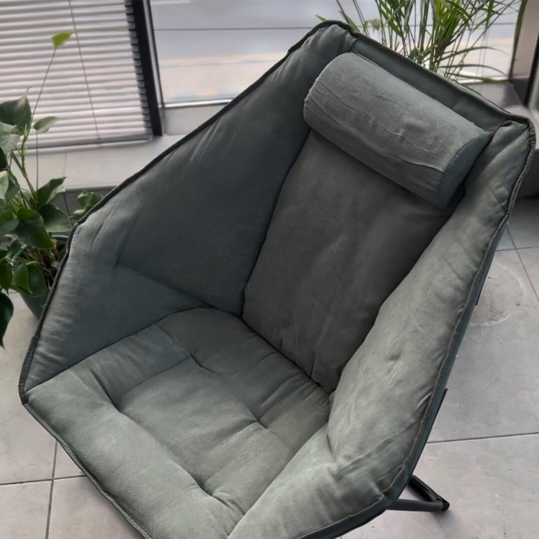 Recliner Modern with Footrest product thumbnail 8