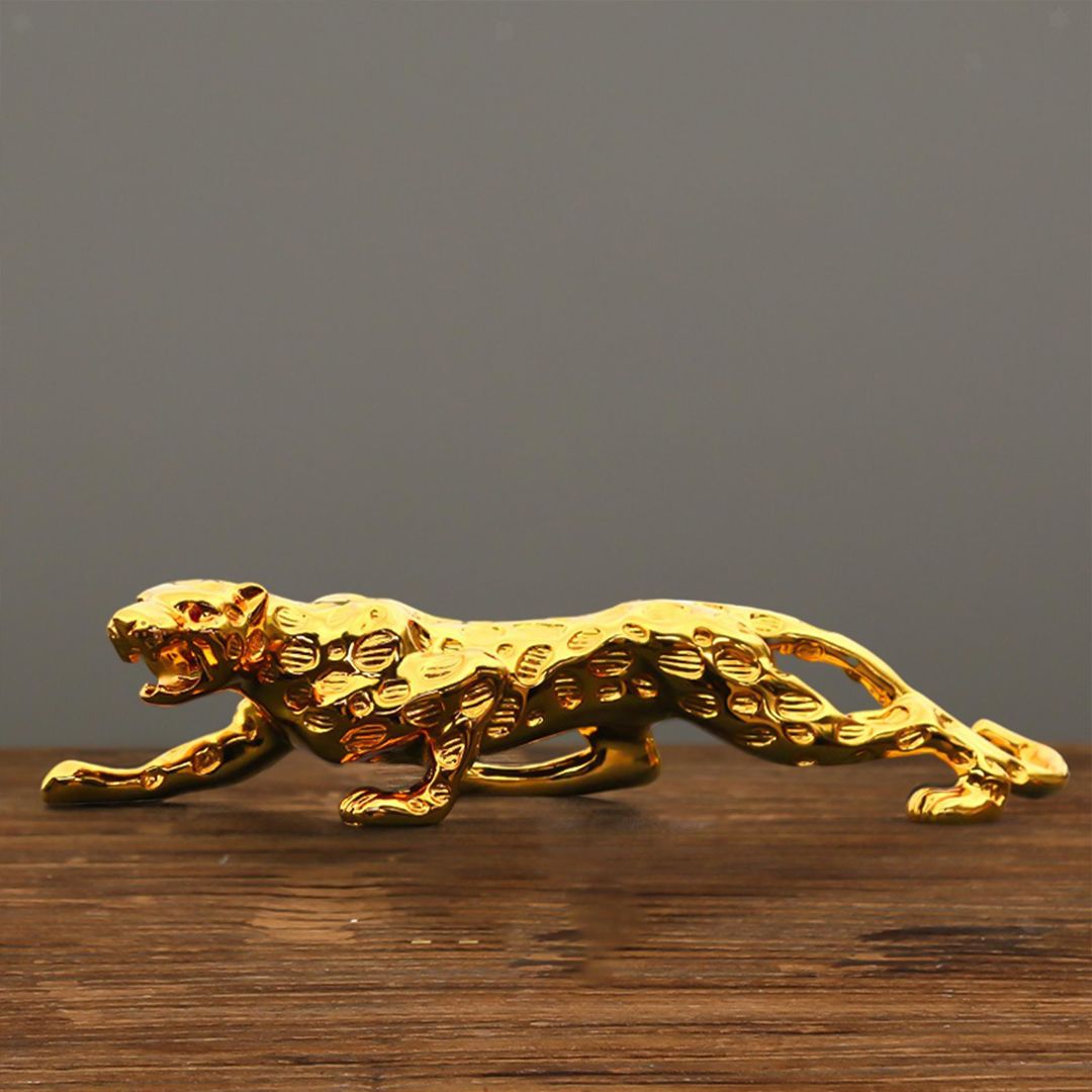 Golden Statue In The Shape Of A Leopard product thumbnail 8
