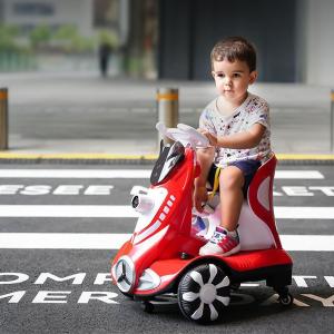 سيارة أطفال بدوران 360 درجة مع فقاعات مائية	 - 3