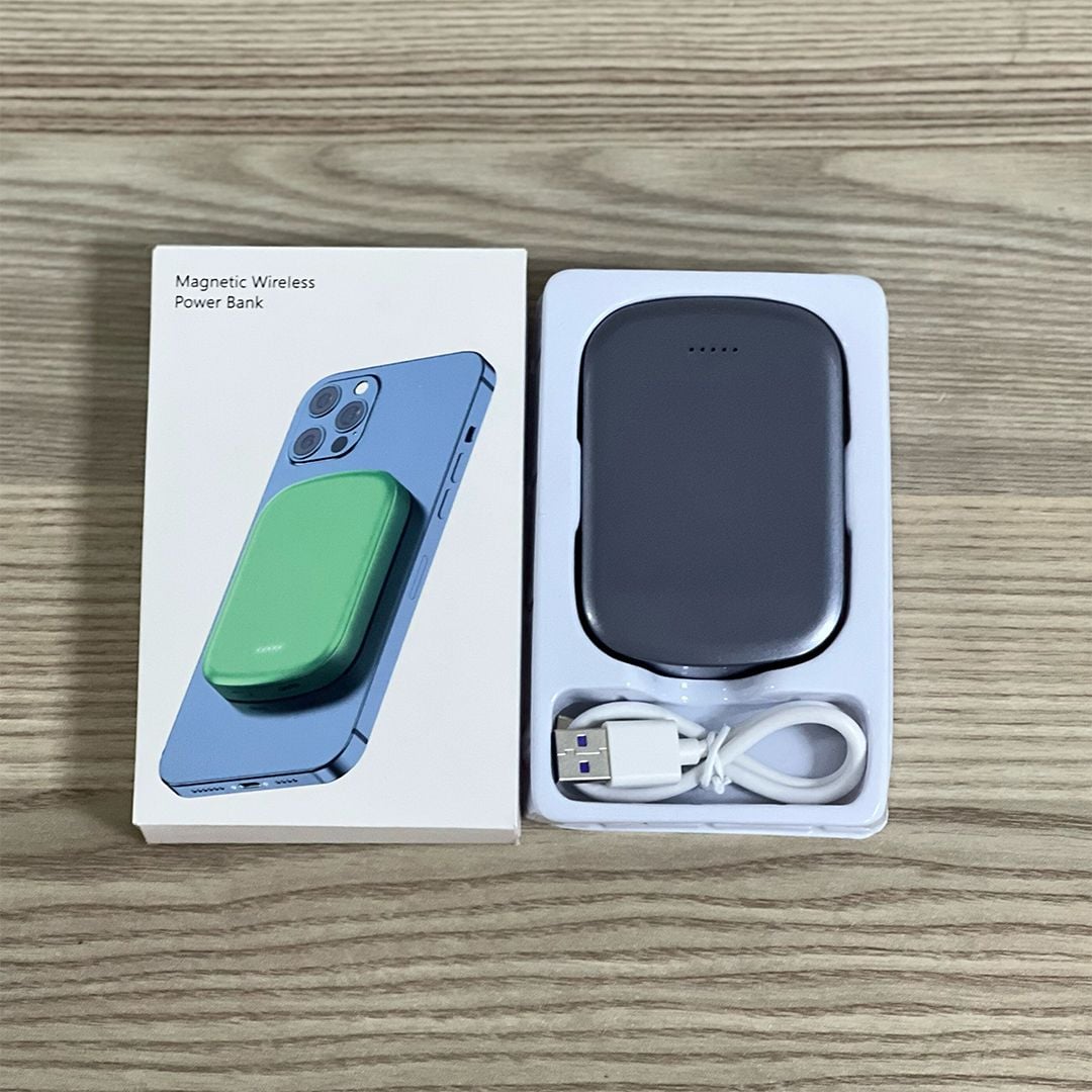 Magnetic fast wireless charger product thumbnail 14