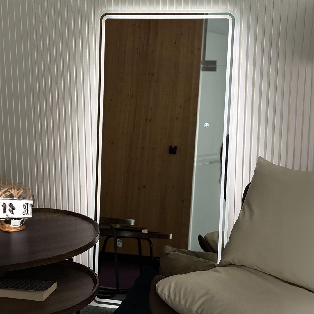 Hanging Mirror with Illuminated Frame product thumbnail 3