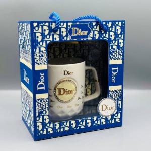 كوب بتصميم Dior - 2