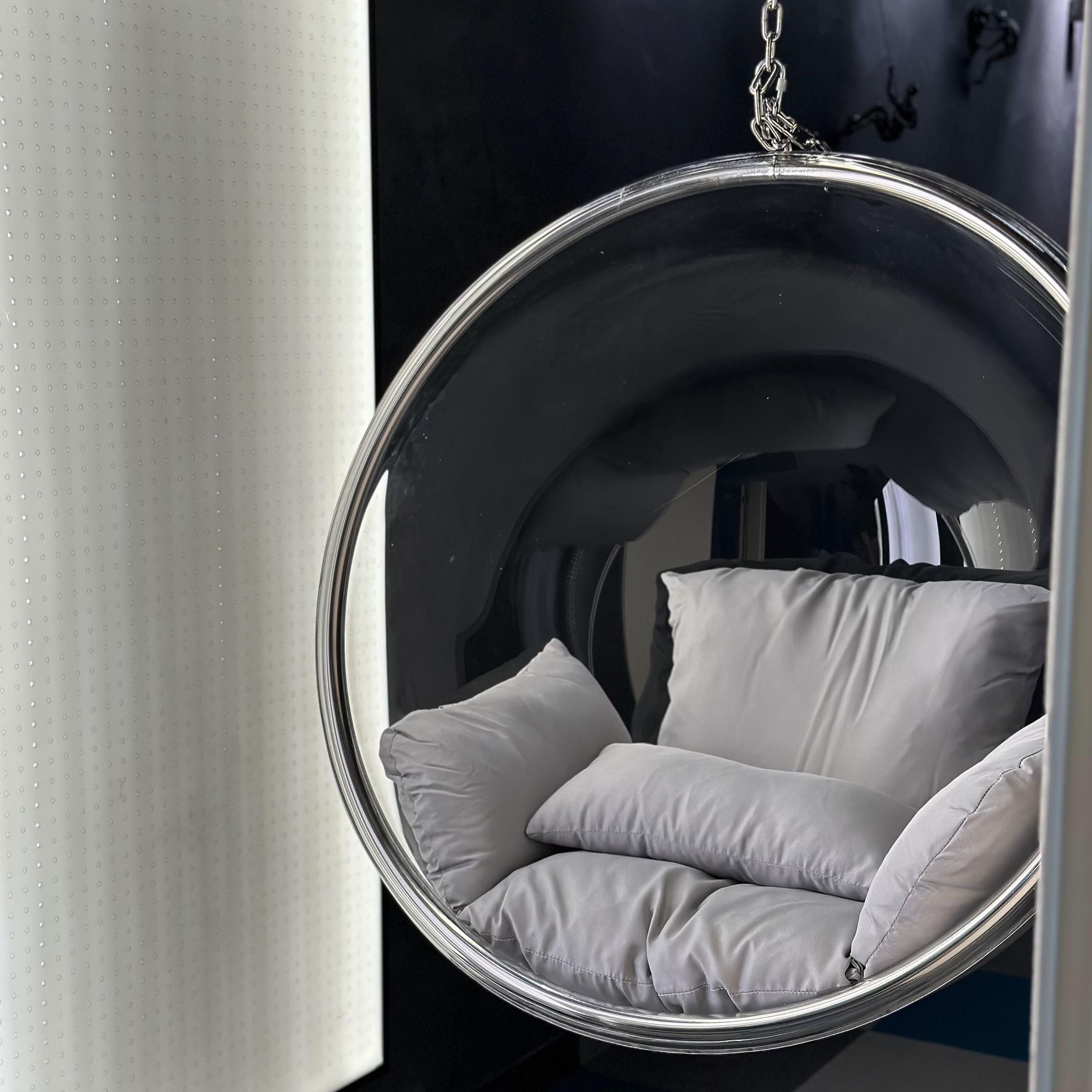Hanging Bubble Chair product thumbnail 8
