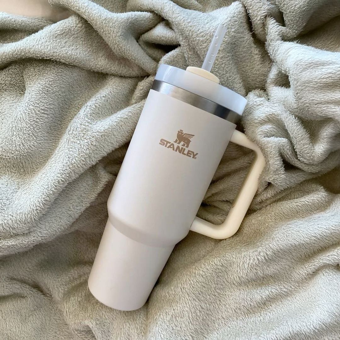 Stanley Tumbler Cup - 9