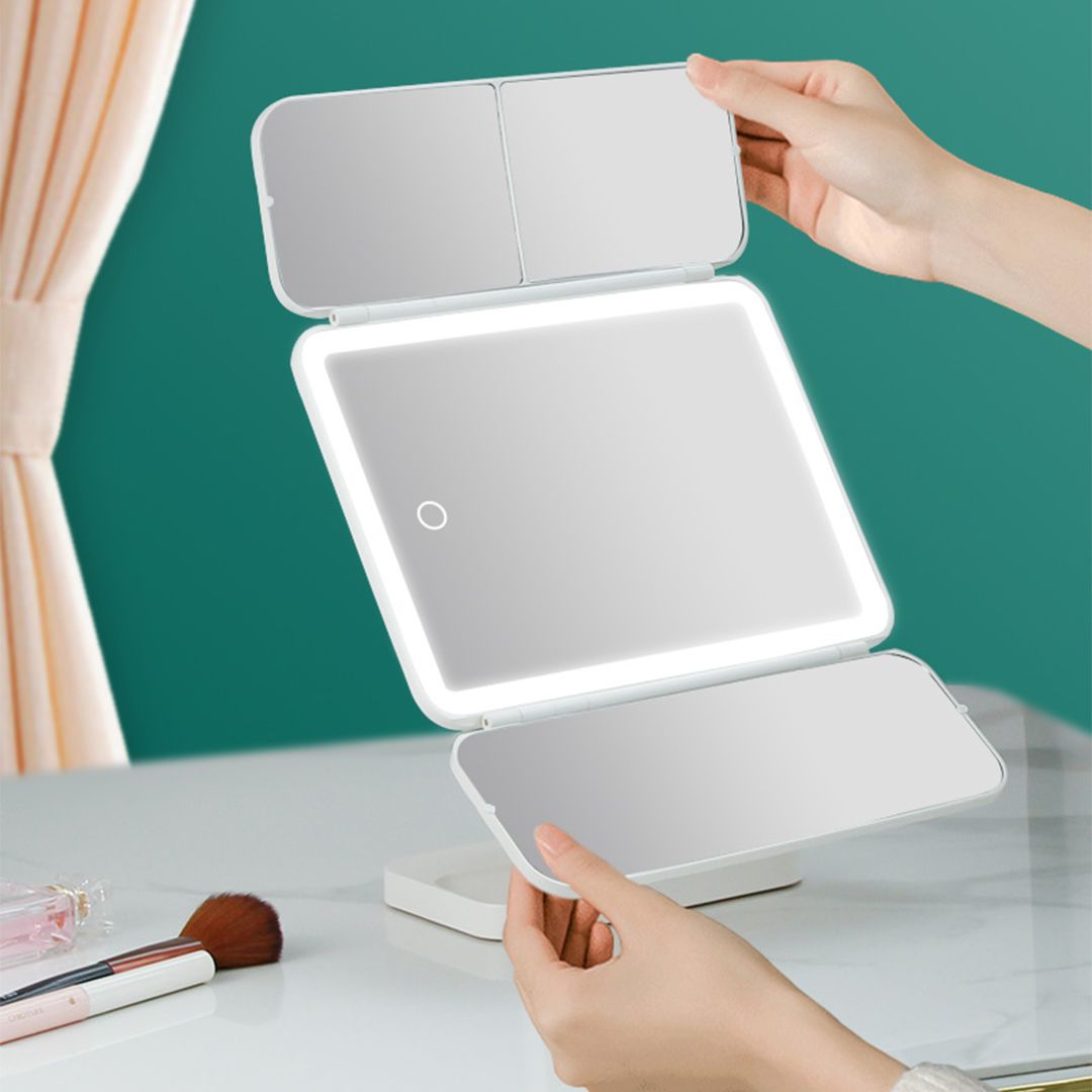 Foldable LED Cosmetic Mirror product thumbnail 8