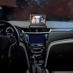 شاشة وكاميرا لمراقبة الأطفال في السيارة - 1