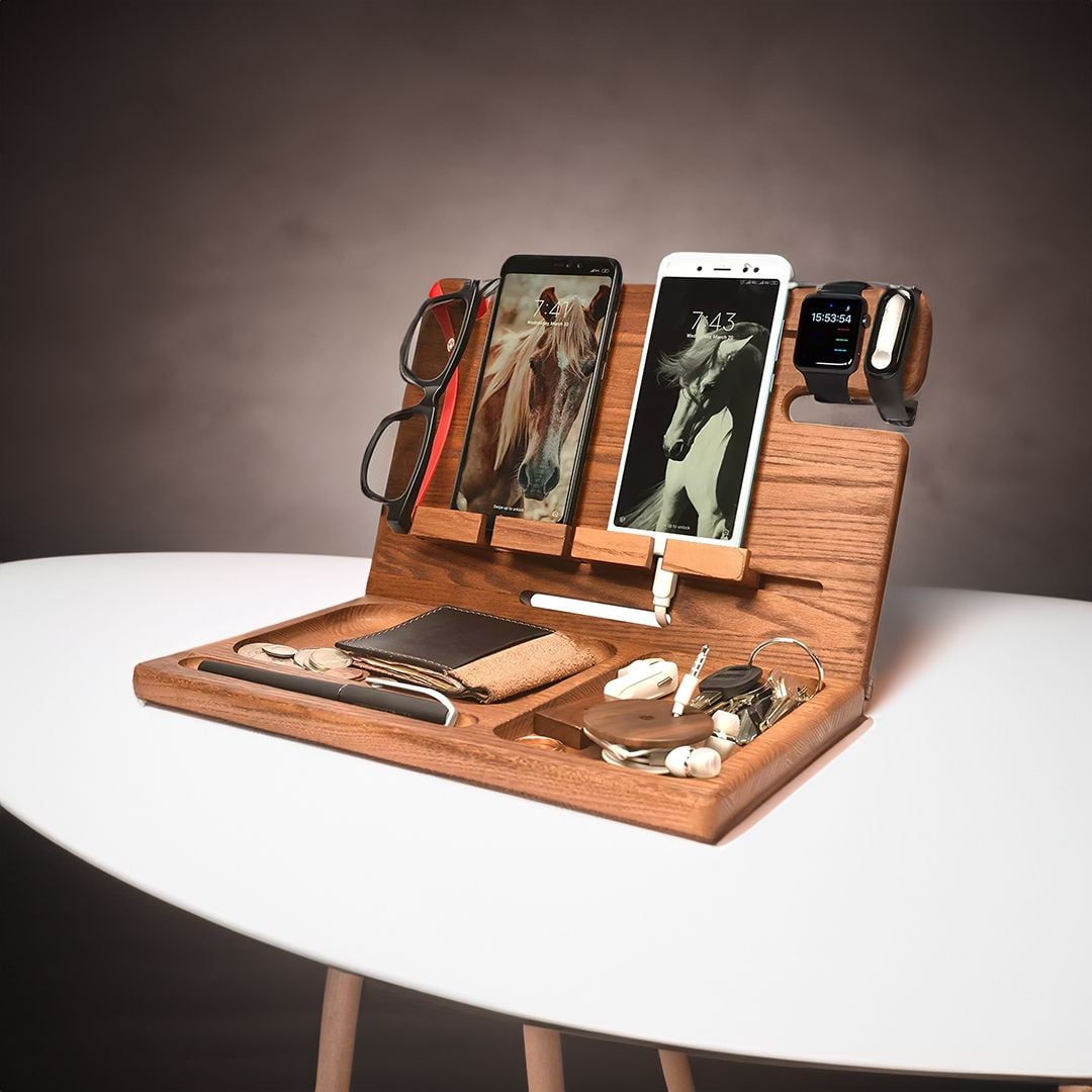 Wooden Organizer With Holder For Phone & Watch product thumbnail 4