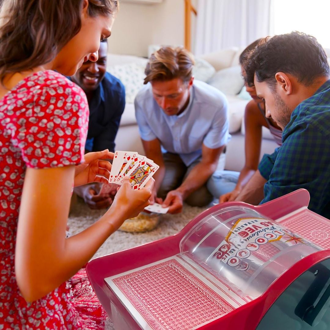 جهاز أوتوماتيكي لخلط اوراق اللعب - 6