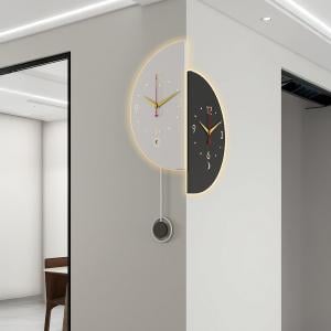 ساعة حائط مضيئة للزوايا