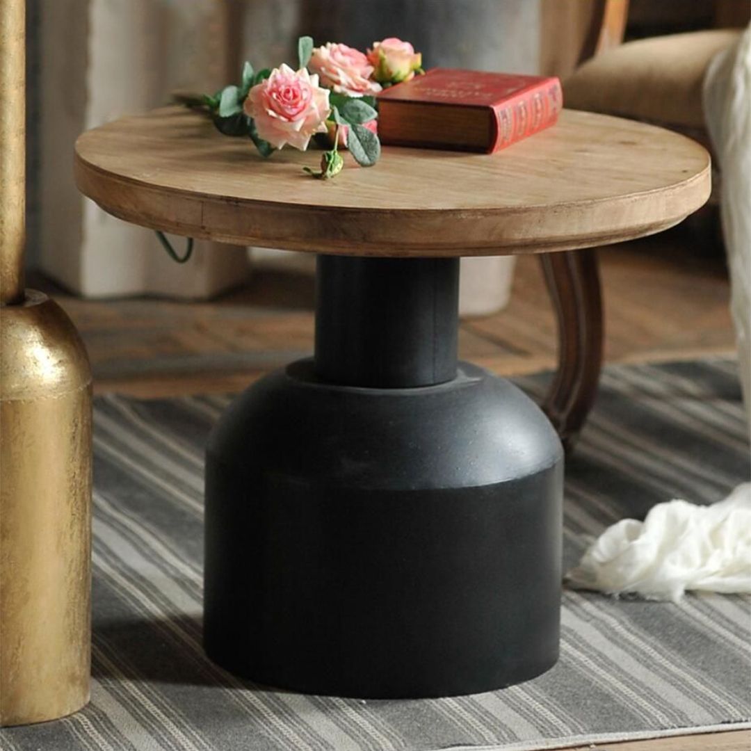 Antique Round Table Set product thumbnail 10