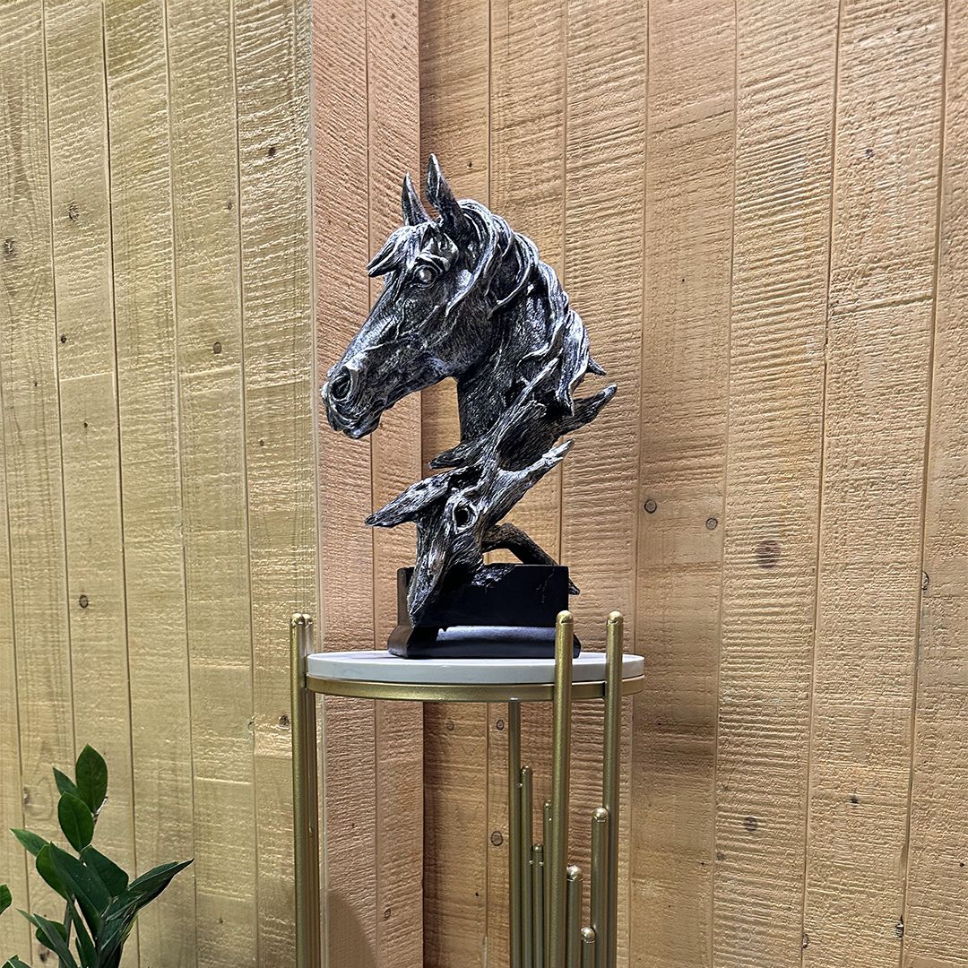 Carved horse head statue product thumbnail 14