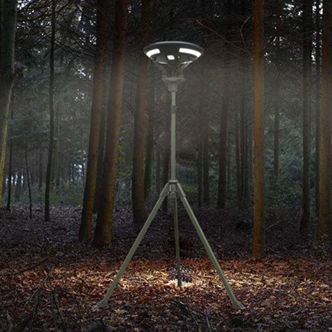 ضوء التخييم الثلاثي مع سبيكر - 1