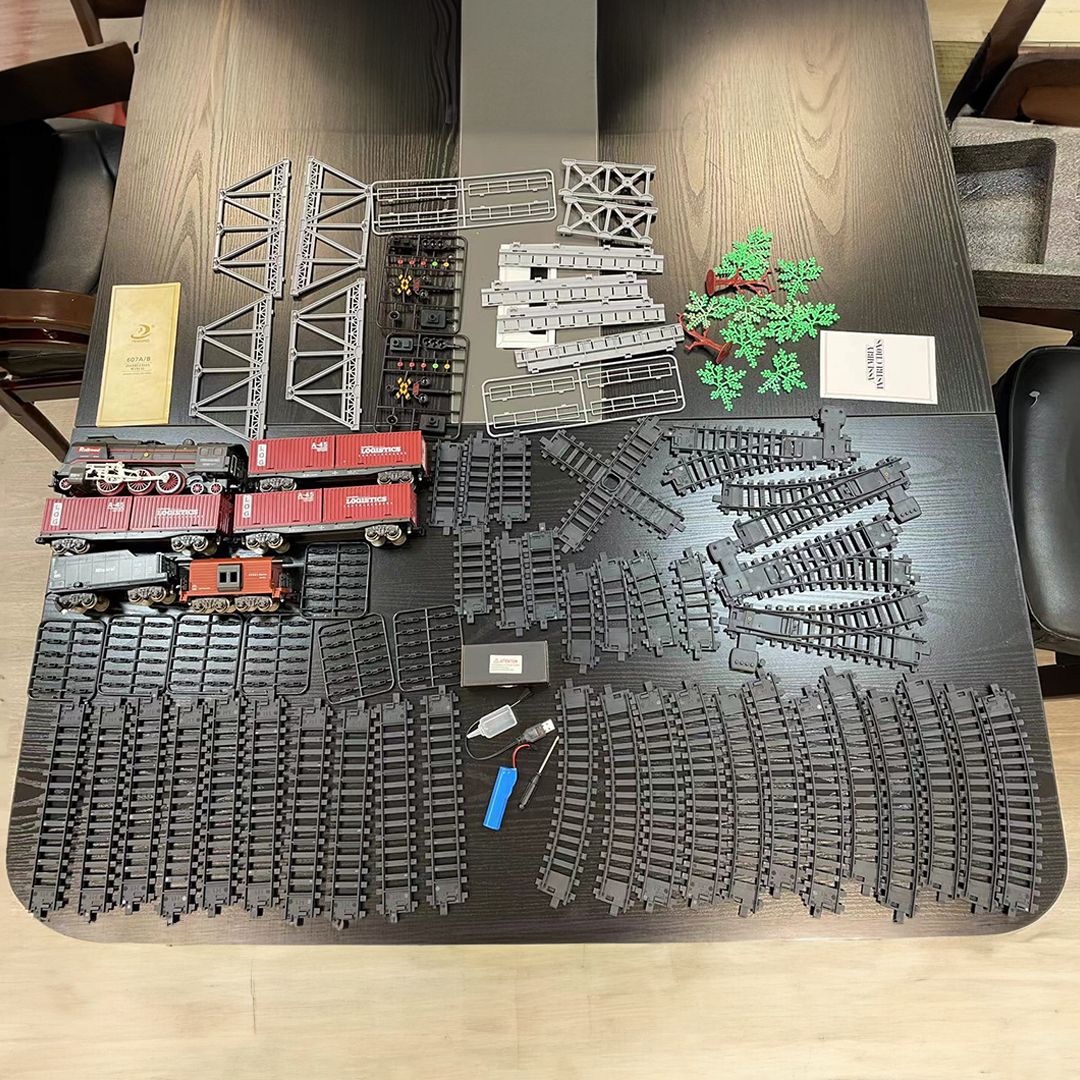 لعبة قطار كهربائي كلاسيكي - 13