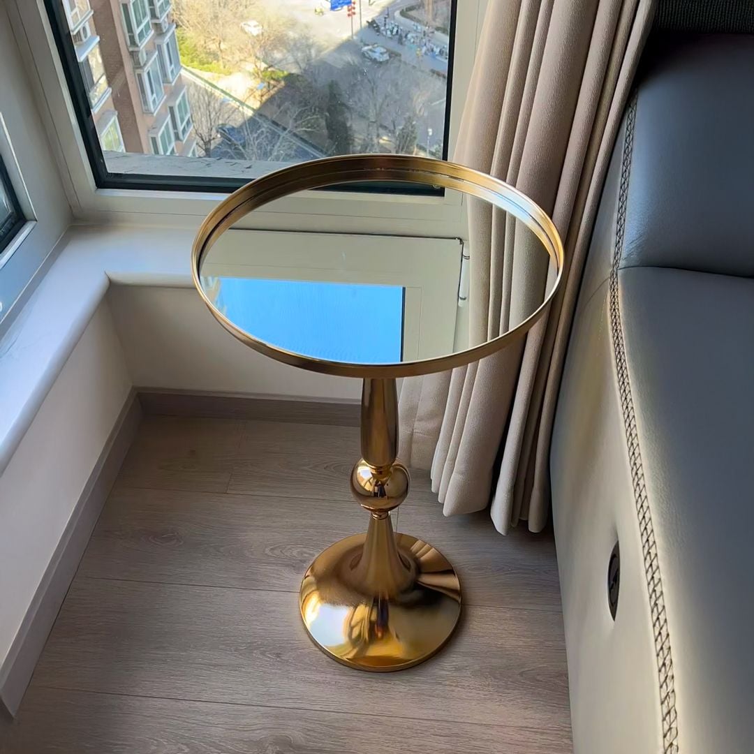 طاولة جانبية ذهبية أنيقة - 9