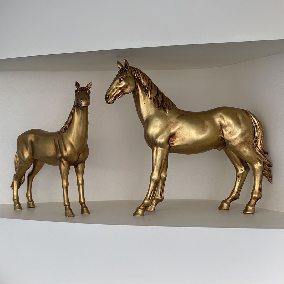 Golden Horse Statue product thumbnail 8