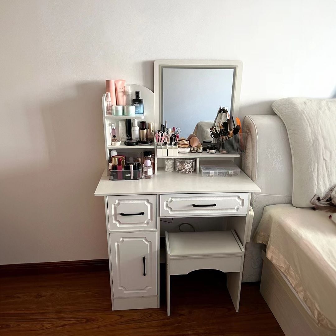 Modern Dressing Table With LED Mirror and Chair product thumbnail 2