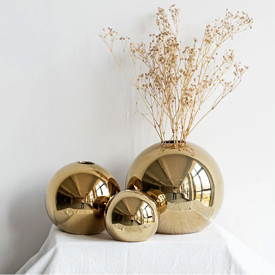 Golden Balls Decorative Vases product thumbnail 3