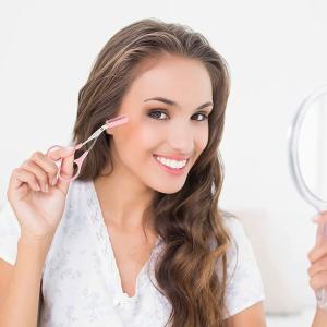 مقص و مشط الحواجب	 - 1