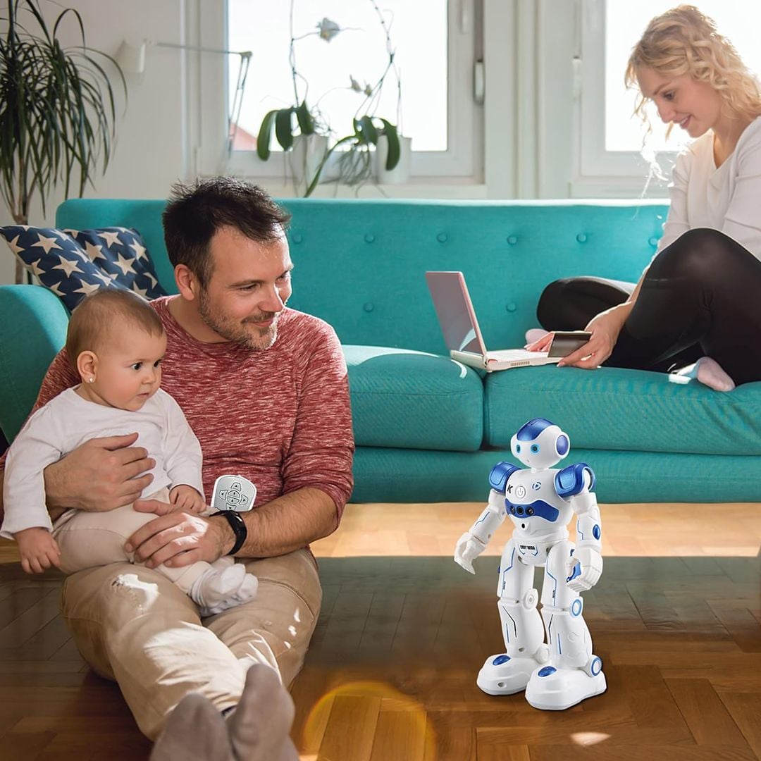 روبوت ذكي تفاعلي مع امكانية التحكم عن بُعد - 13