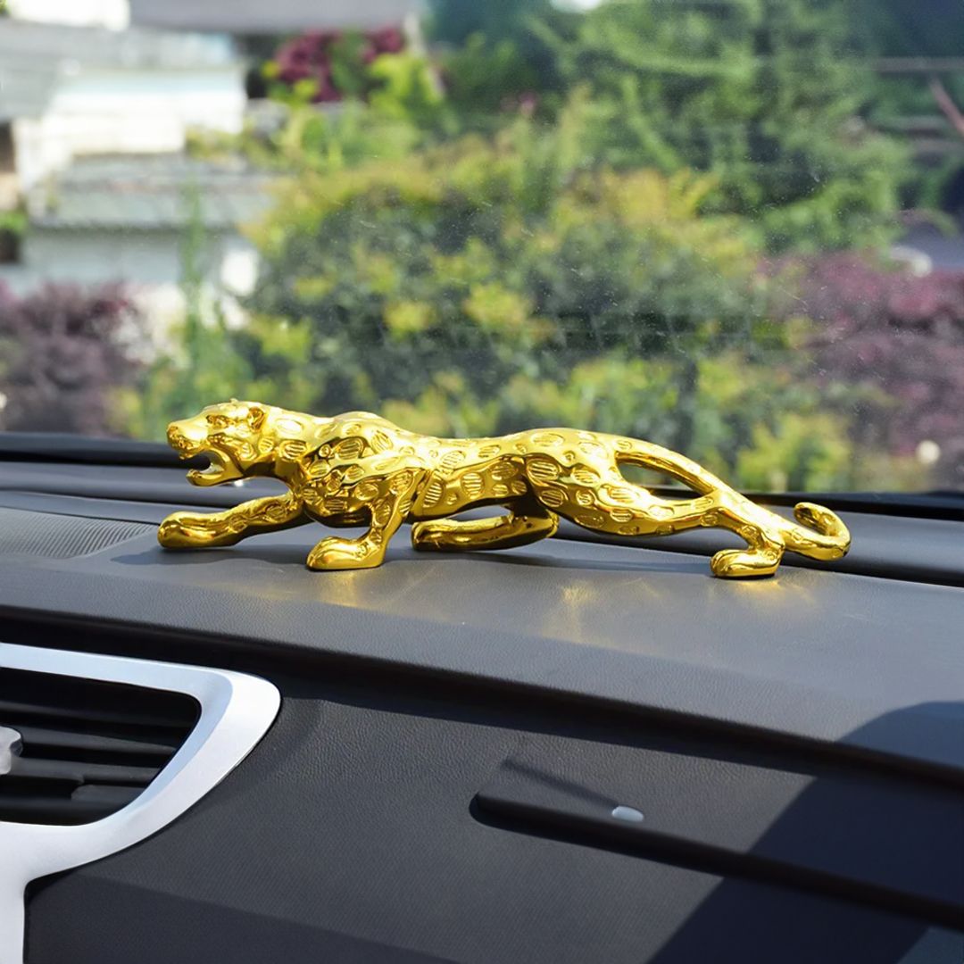 Golden Statue In The Shape Of A Leopard product thumbnail 14