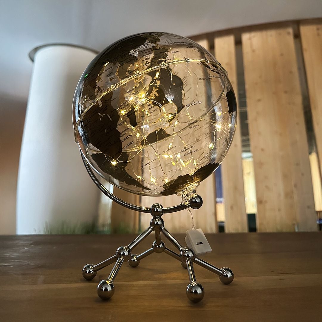 Transparent Globe Design product thumbnail 2