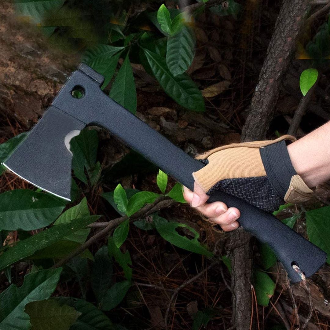 Camping Axe and Saw product thumbnail 2